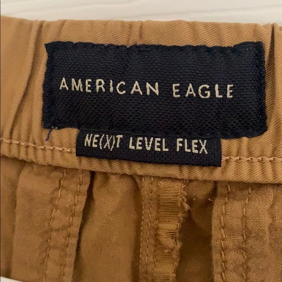 Men’s American Eagle jogger khakis - Picture 3 of 4